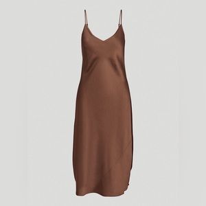 Aritzia Only Slip Midi dress in Caramelized Walnut size L